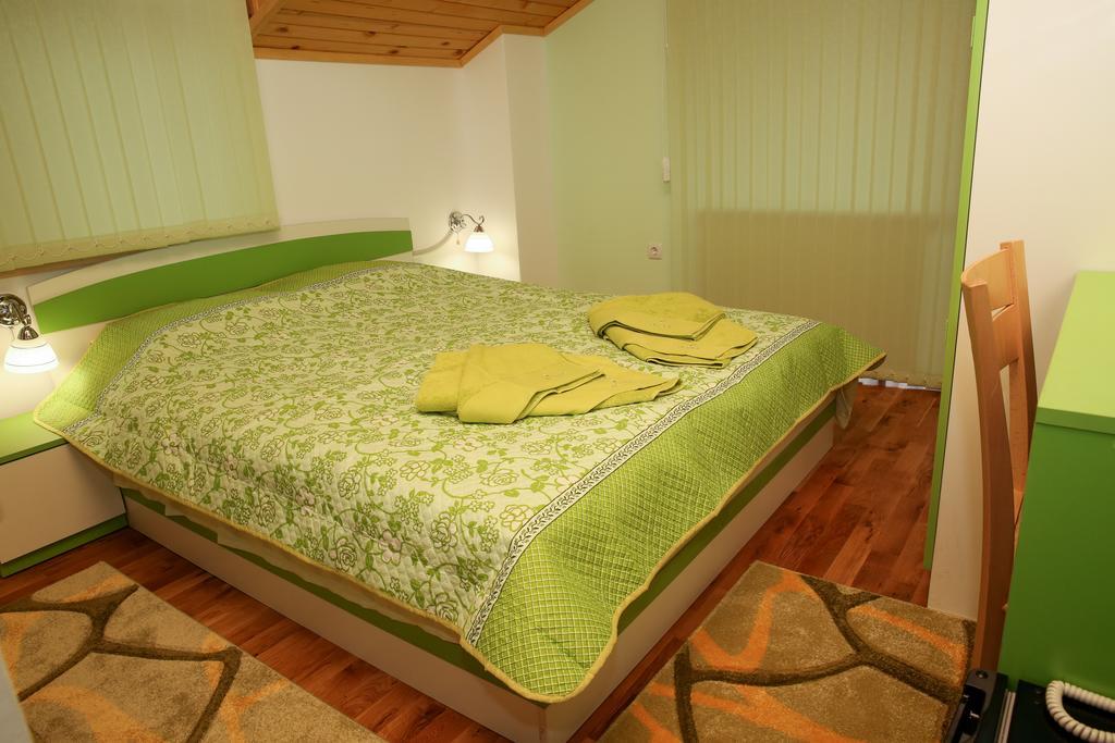 Stanchevata Kashta Hotel Zlatograd Phòng bức ảnh