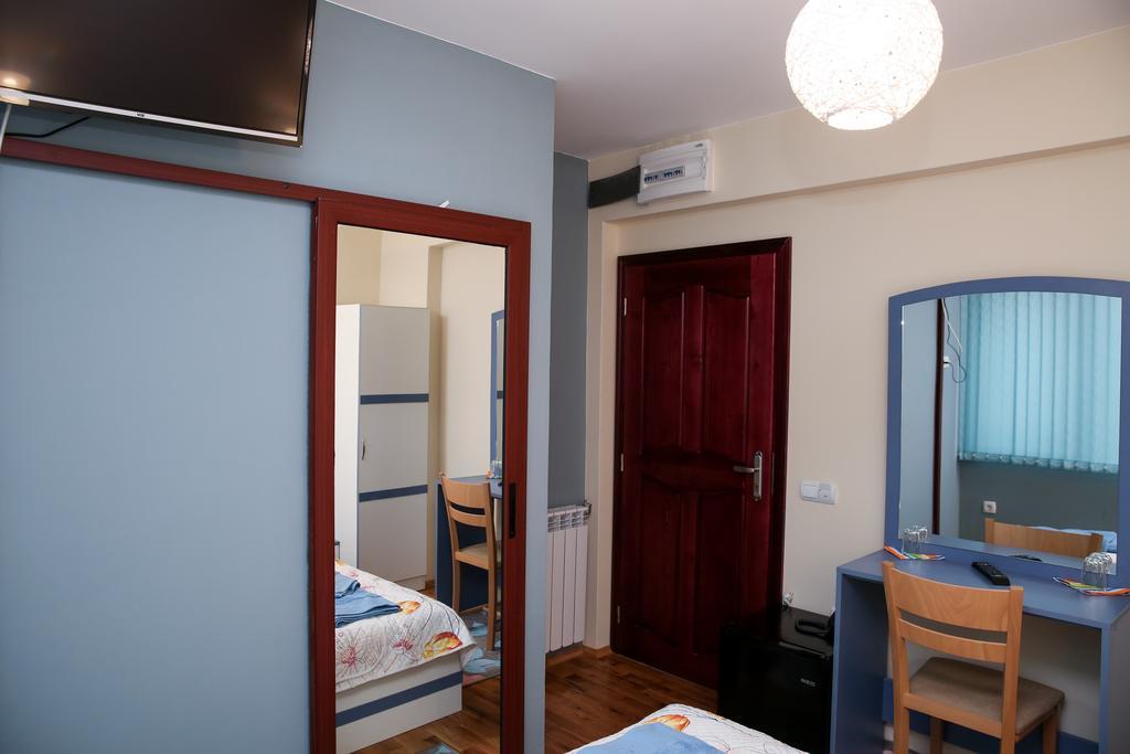 Stanchevata Kashta Hotel Zlatograd Phòng bức ảnh