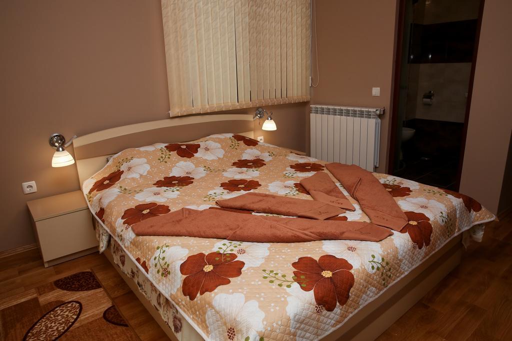 Stanchevata Kashta Hotel Zlatograd Phòng bức ảnh