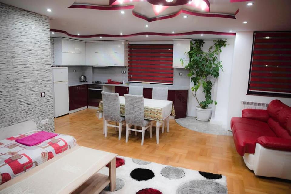 Stanchevata Kashta Hotel Zlatograd Ngoại thất bức ảnh
