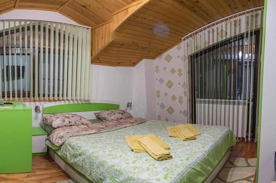 Stanchevata Kashta Hotel Zlatograd Ngoại thất bức ảnh
